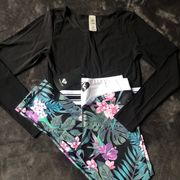 woman’s best Tops - {SOLD} Mesh long sleeve & tropical leggings
